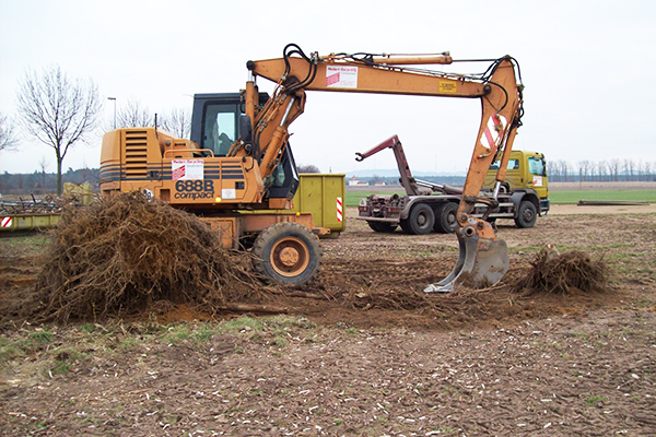 Erdarbeiten mit Bagger